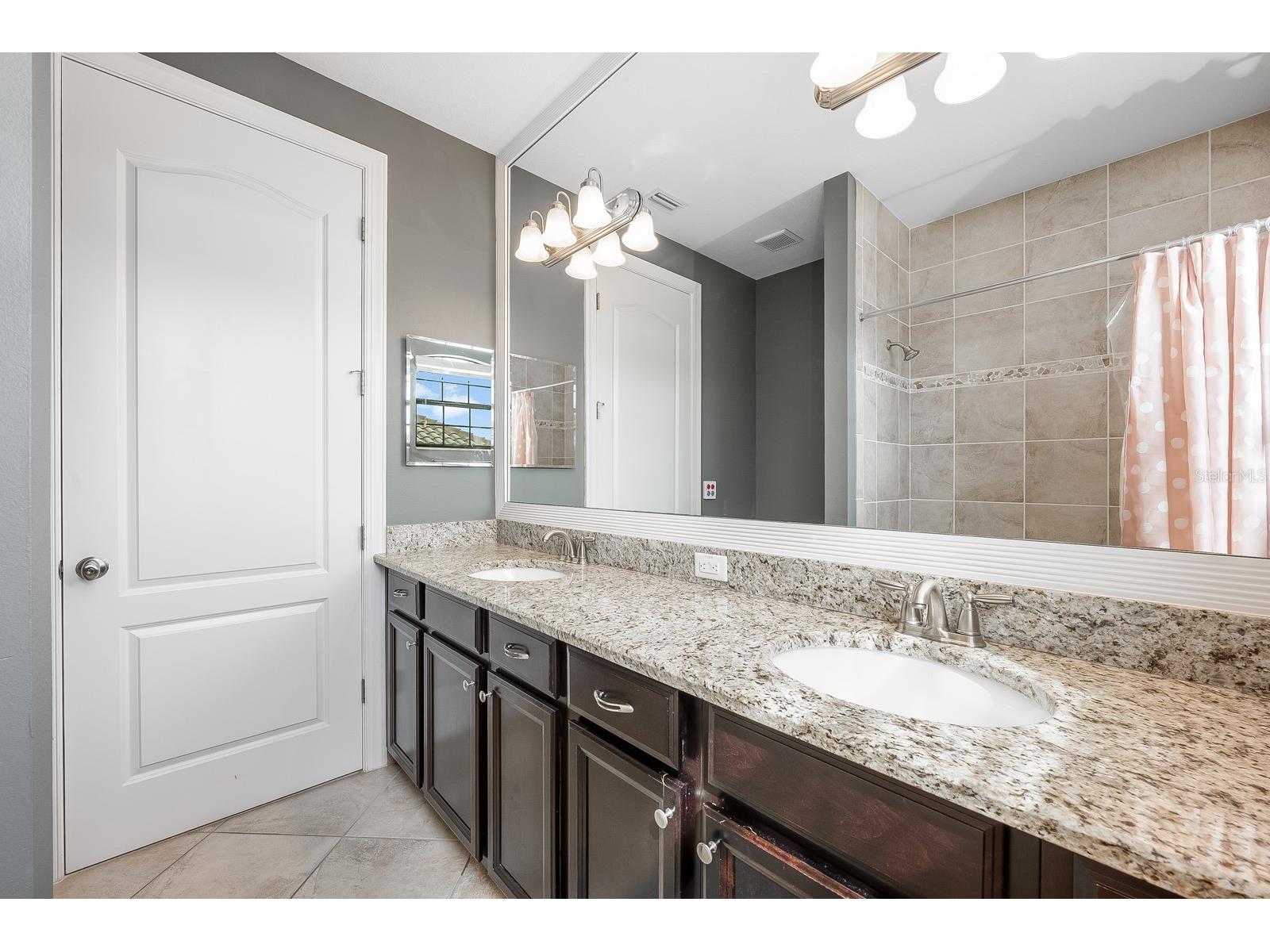 9833 Hatton Circle Orlando FL 32832 O6347019 image26