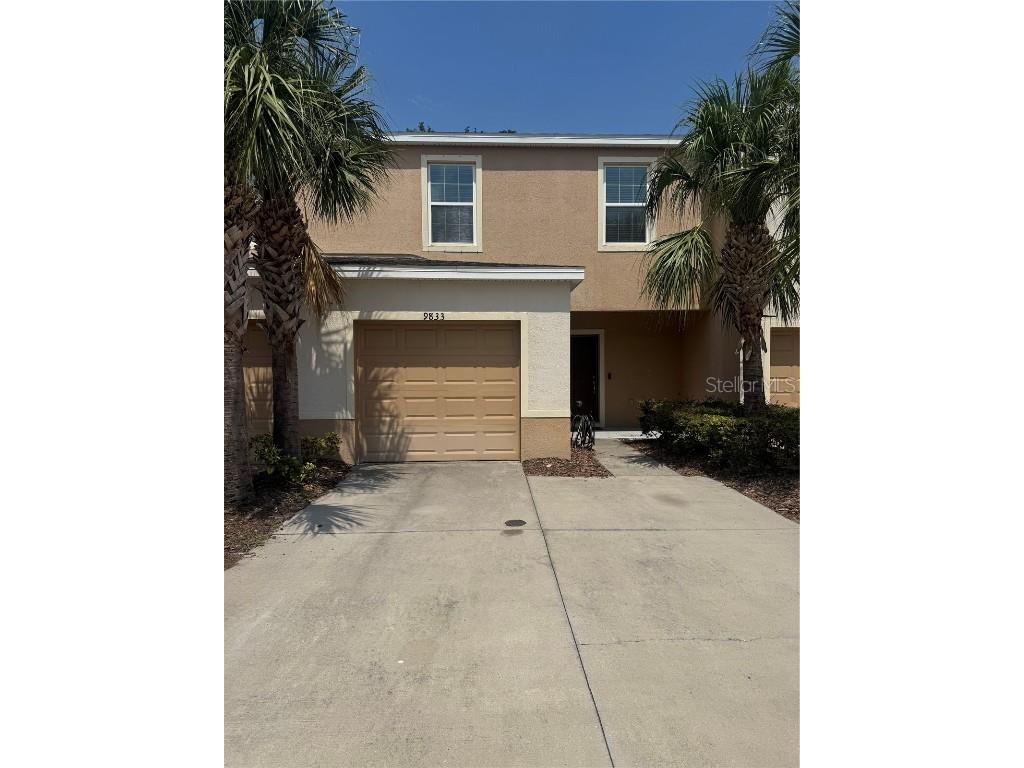 9833 Hound Chase Drive Gibsonton FL 33534 TB8389801 image1