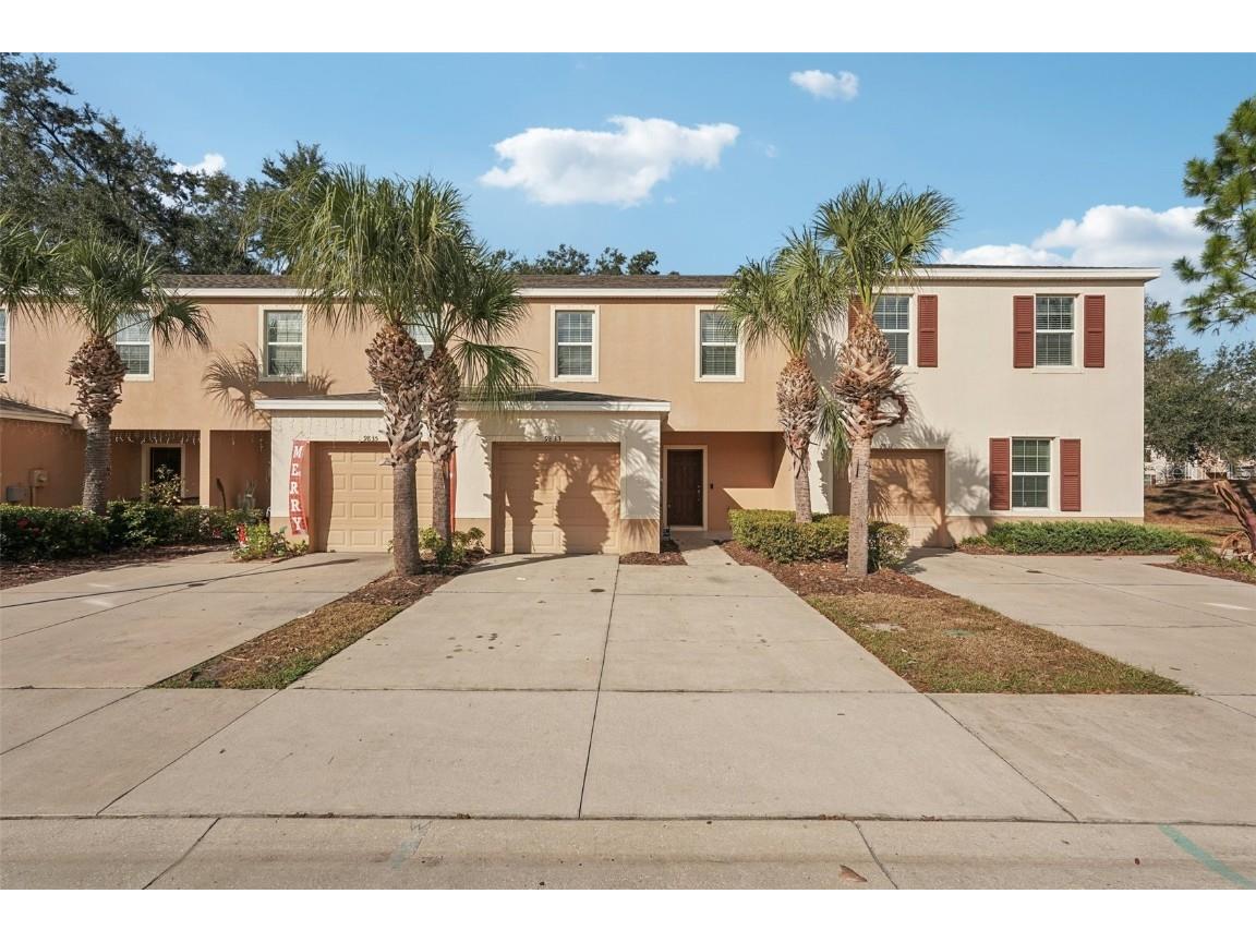 9833 Hound Chase Drive Gibsonton FL 33534 TB8455469 image1