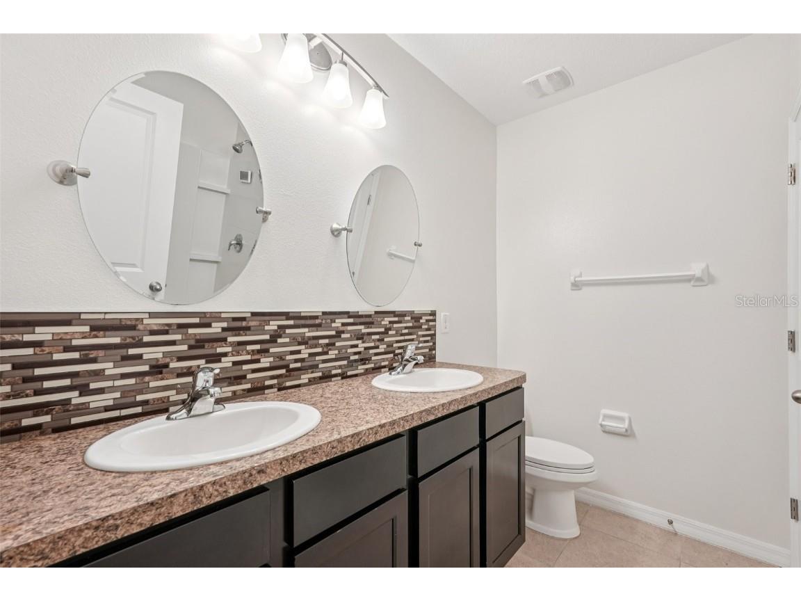 9833 Hound Chase Drive Gibsonton FL 33534 TB8455469 image22