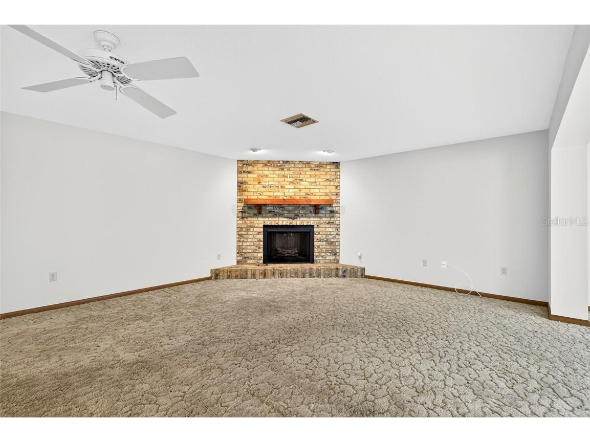 9835 Wedgewood Lane Leesburg FL 34788 OM710992 image17