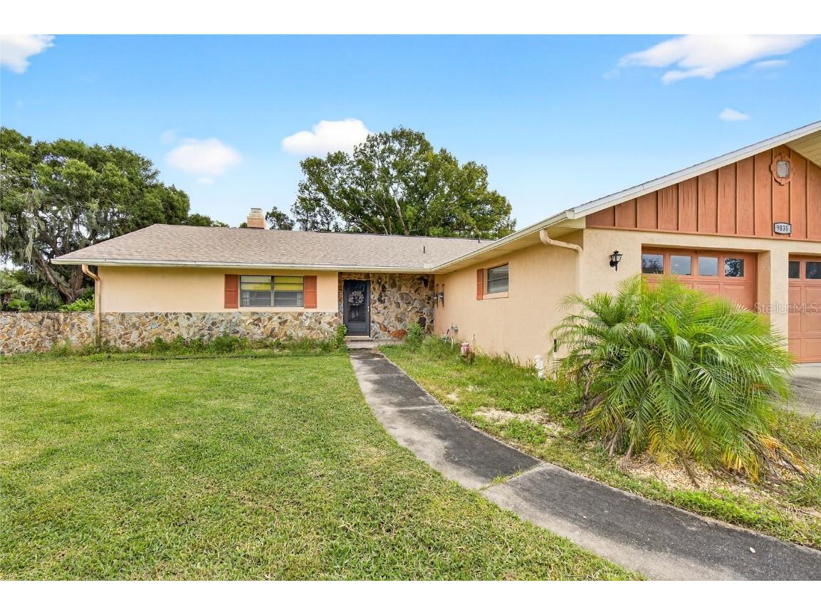 9835 Wedgewood Lane Leesburg FL 34788 OM710992 image3