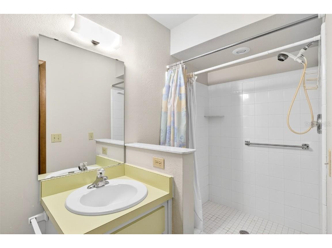 9835 Wedgewood Lane Leesburg FL 34788 OM710992 image31