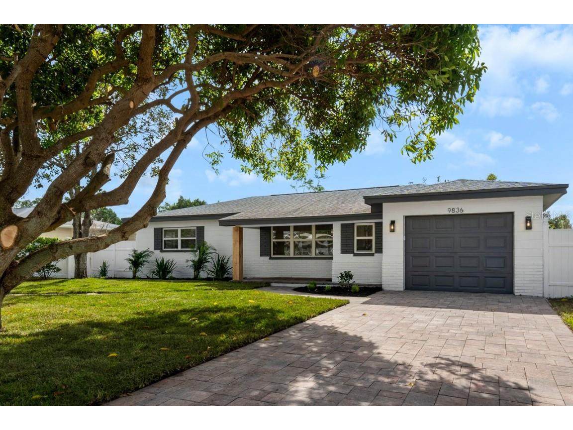 9836 52nd Terrace N Saint Petersburg FL 33708 TB8318764 image1