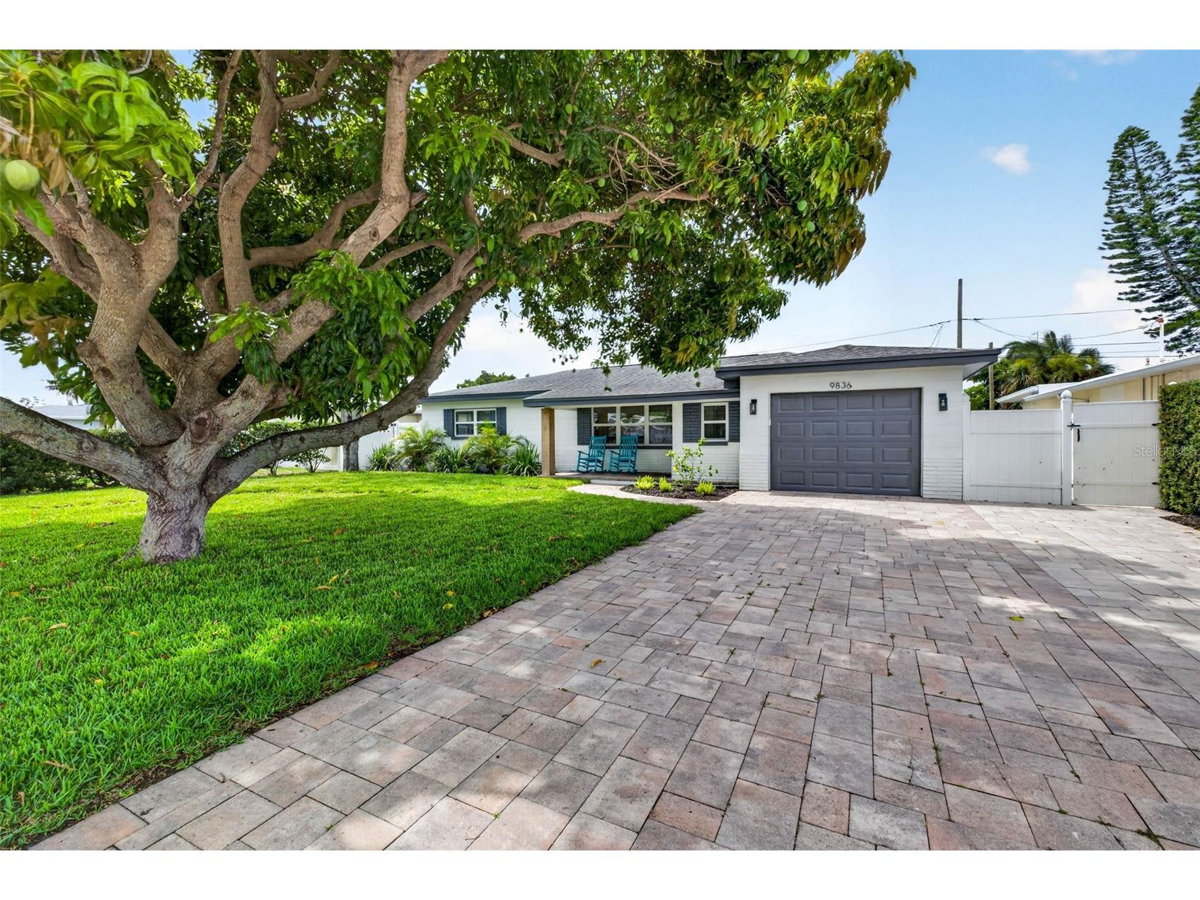 9836 52nd Terrace N Saint Petersburg FL 33708 TB8514382 image1