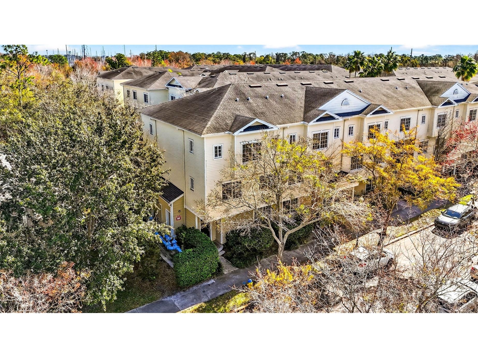 9836 W Park Village Drive Tampa FL 33626 TB8468247 image1