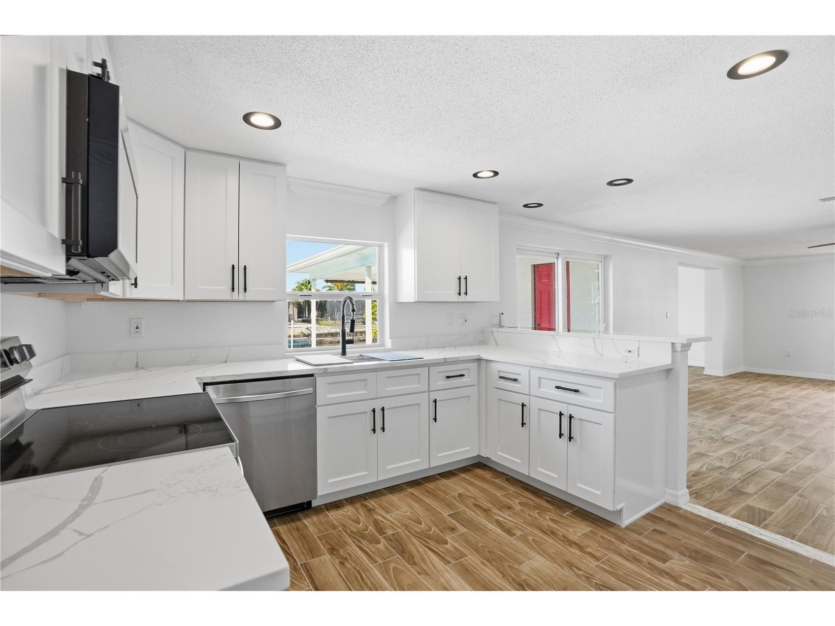 9837 Island Harbor Drive Port Richey FL 34668 W7882302 image16