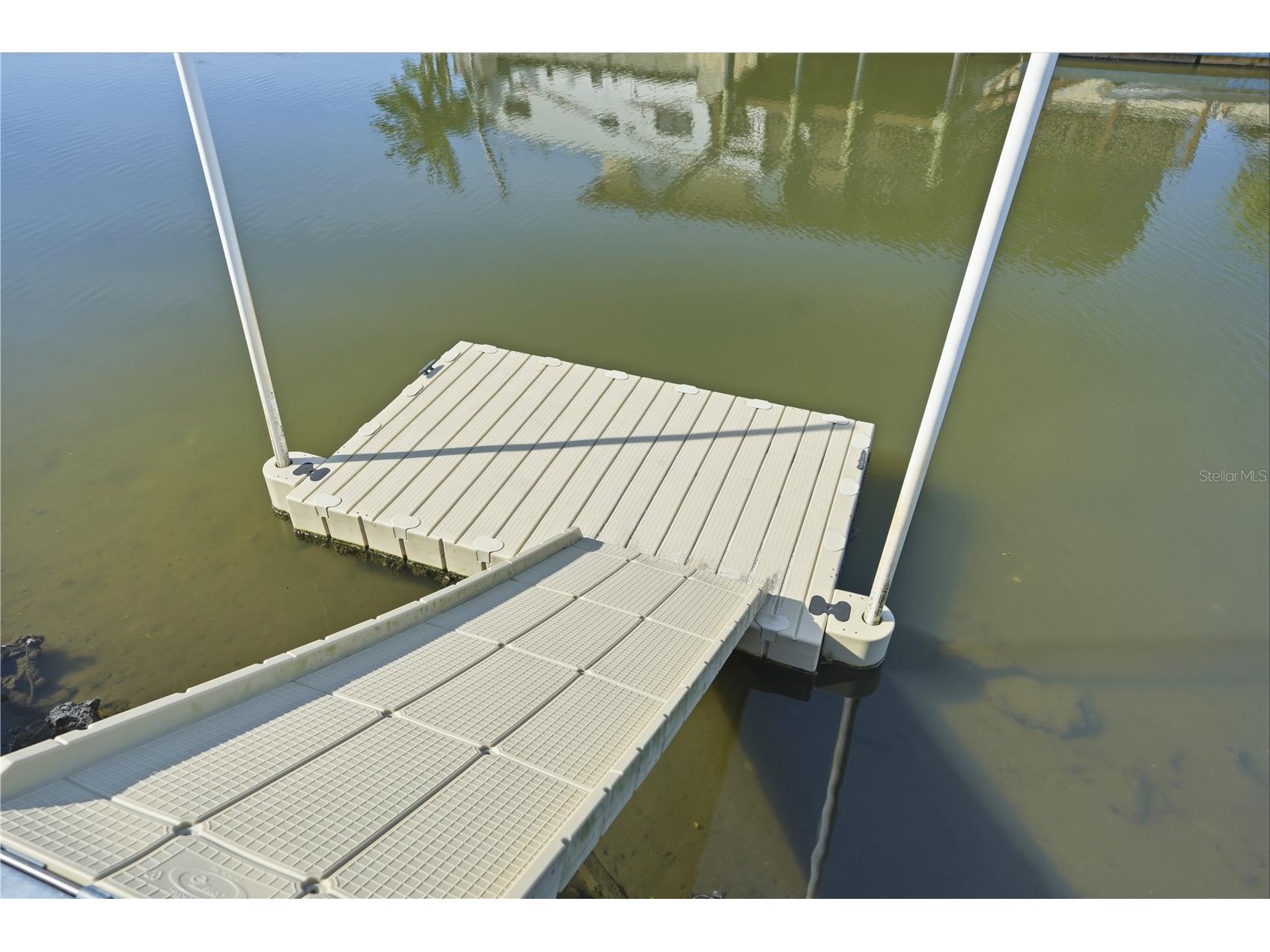 9837 Island Harbor Drive Port Richey FL 34668 W7882302 image46