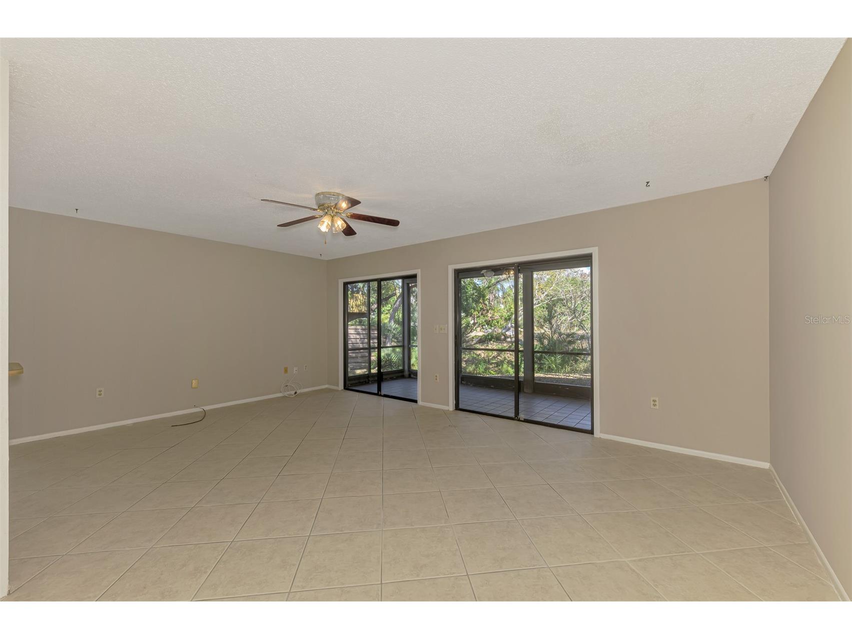 984 N Beneva Road #T7 Sarasota FL 34232 A4682820 image12