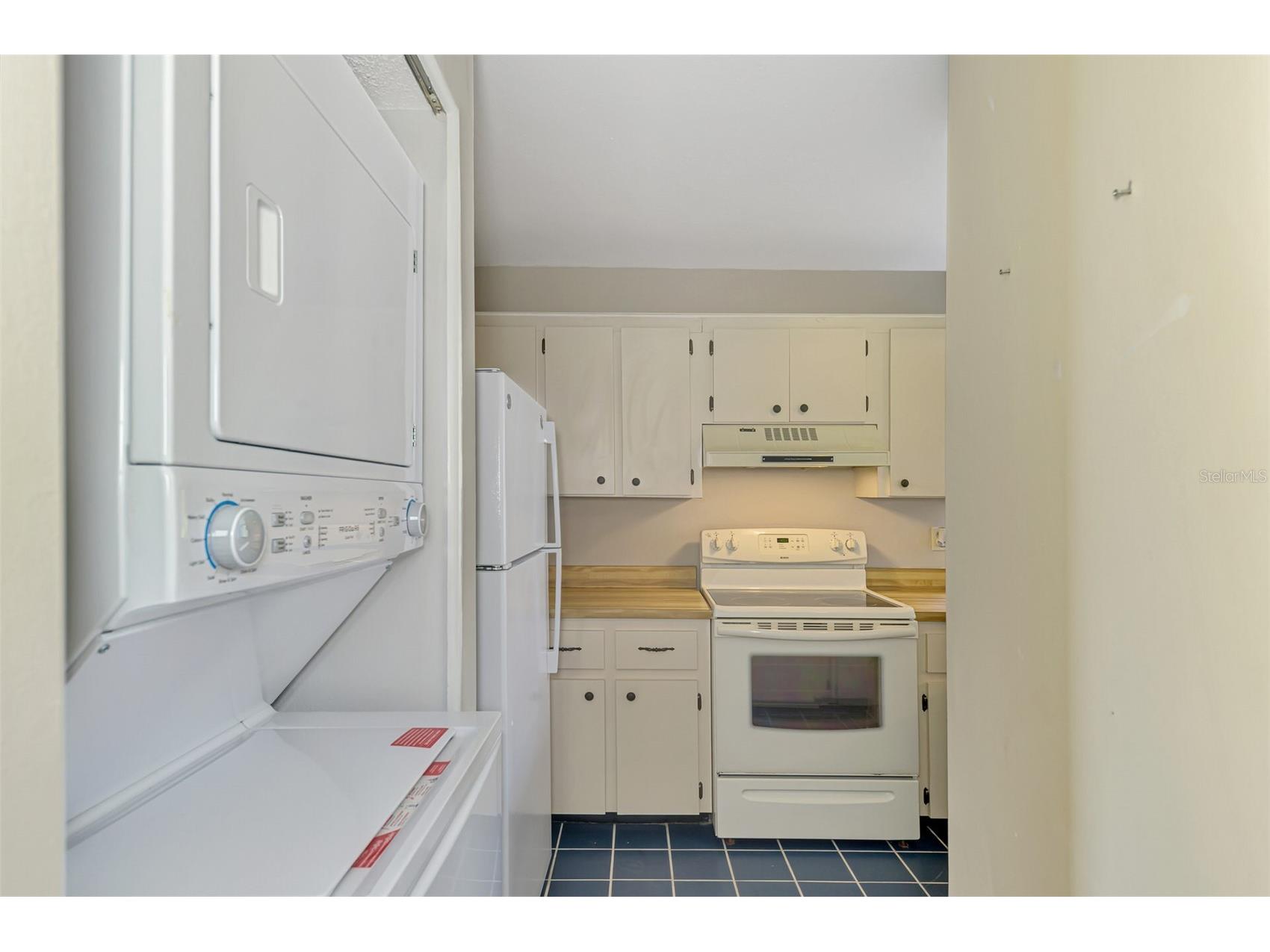 984 N Beneva Road #T7 Sarasota FL 34232 A4682820 image16