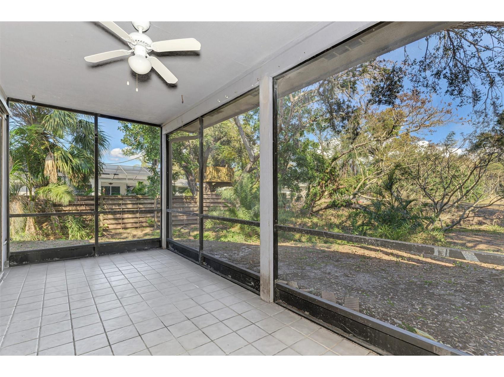 984 N Beneva Road #T7 Sarasota FL 34232 A4682820 image36