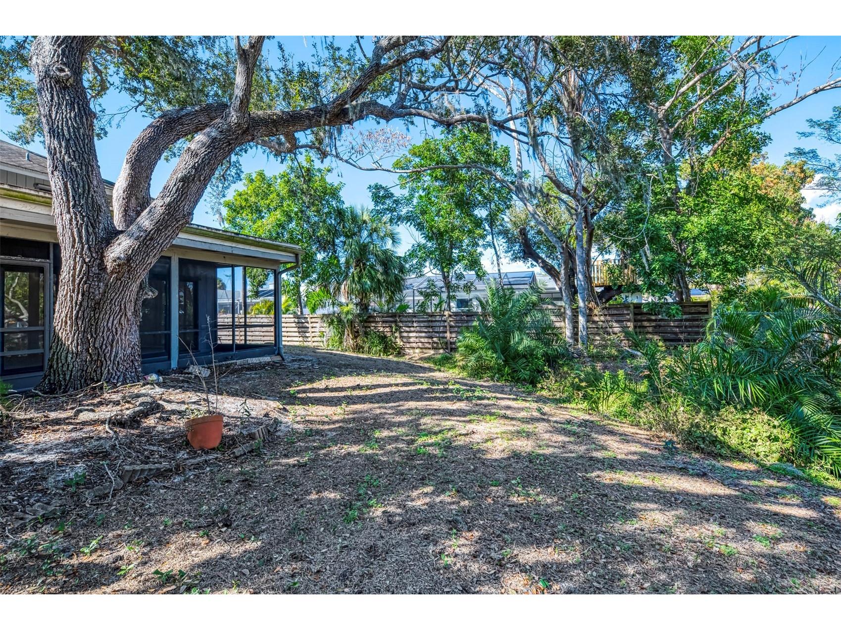 984 N Beneva Road #T7 Sarasota FL 34232 A4682820 image42