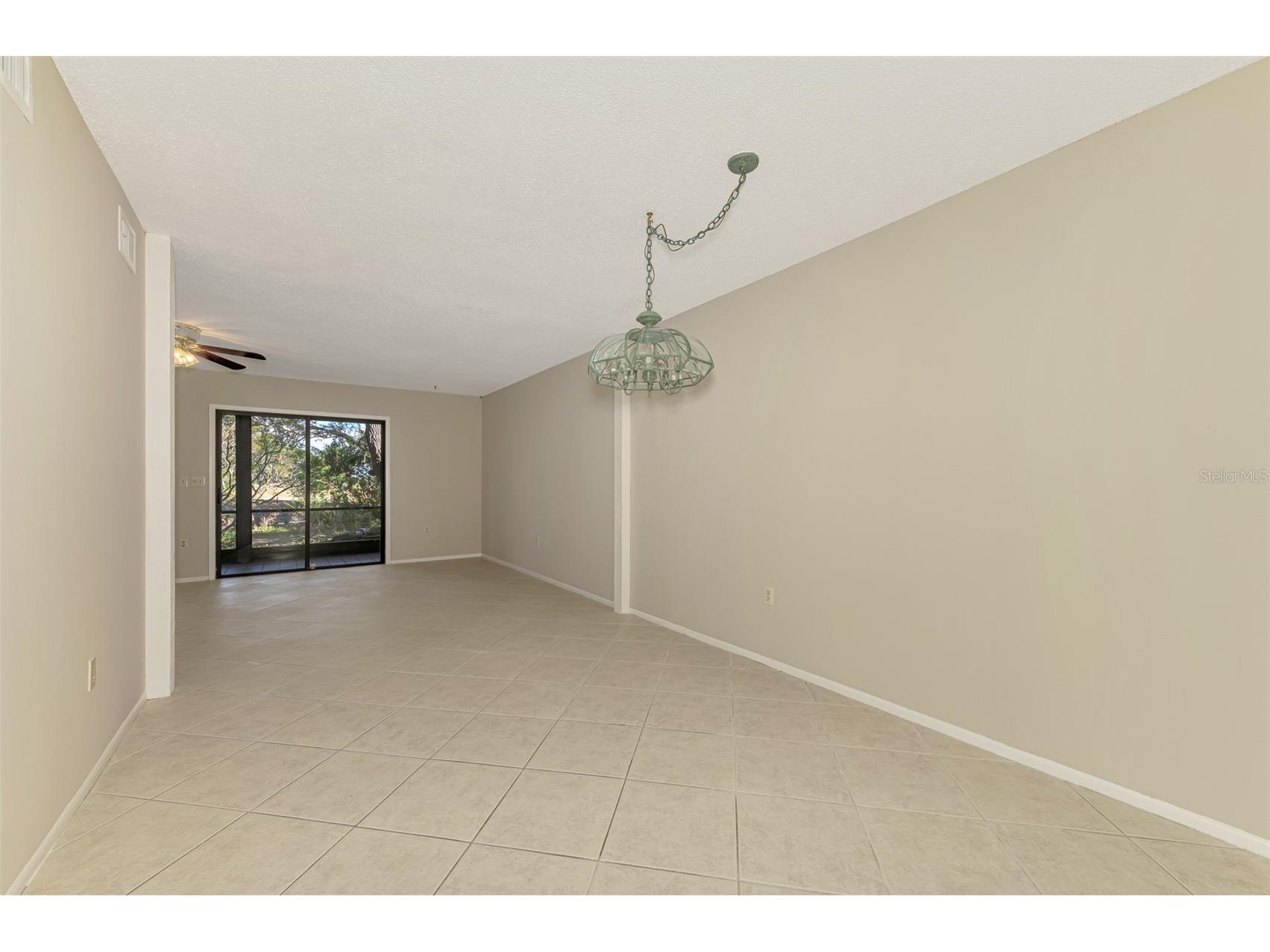 984 N Beneva Road #T7 Sarasota FL 34232 A4682820 image8