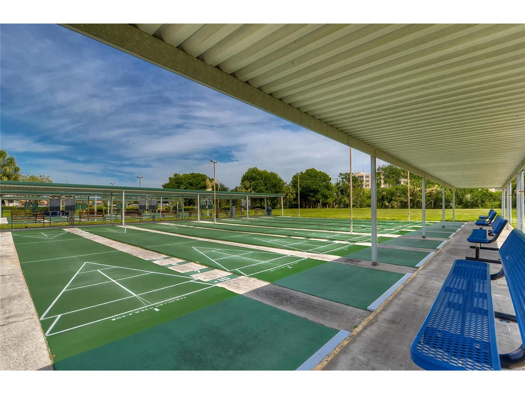 984 Pembroke Point Way Sun City Center FL 33573 TB8492677 image26