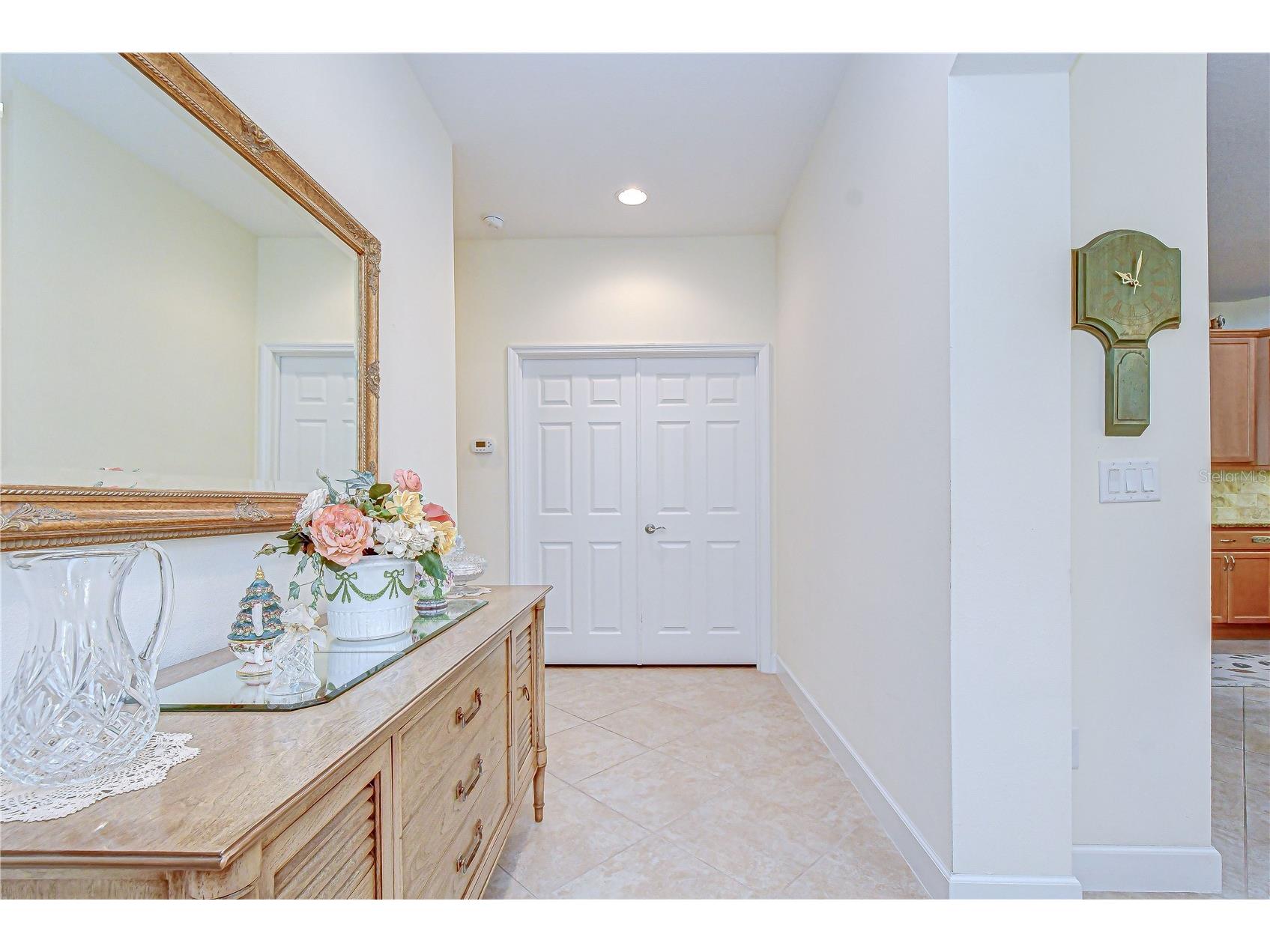 984 Pembroke Point Way Sun City Center FL 33573 TB8492677 image4