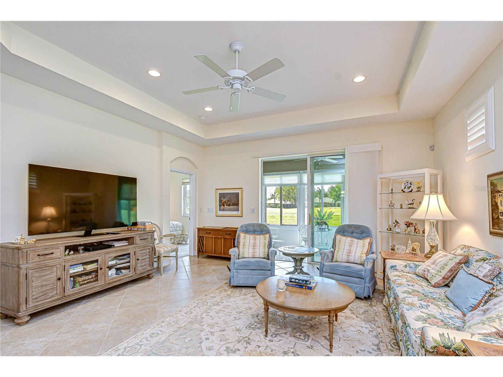 984 Pembroke Point Way Sun City Center FL 33573 TB8492677 image8