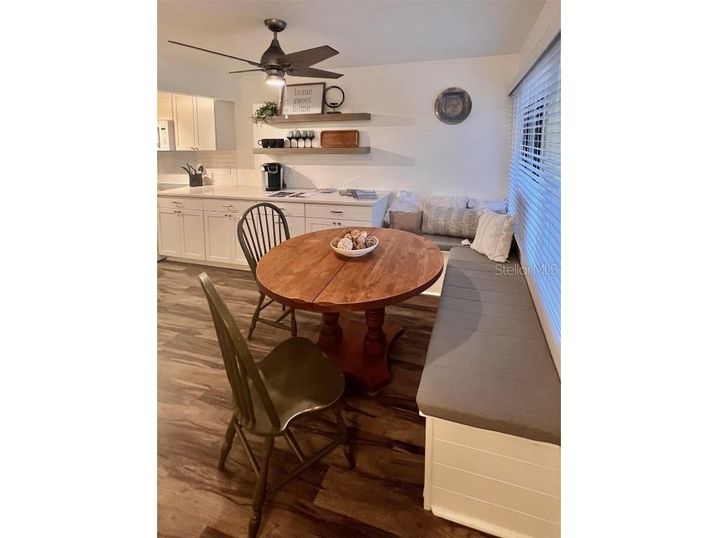 984 Sunridge Drive #J3 Sarasota FL 34234 A4662648 image9