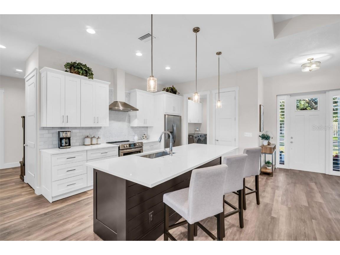 9840 W Bay Street Seminole FL 33776 TB8456969 image10