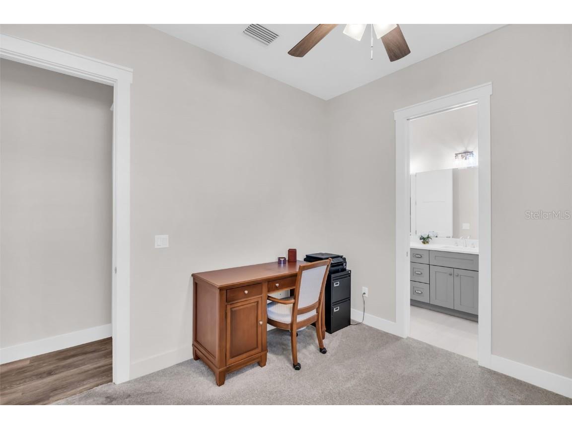 9840 W Bay Street Seminole FL 33776 TB8456969 image27