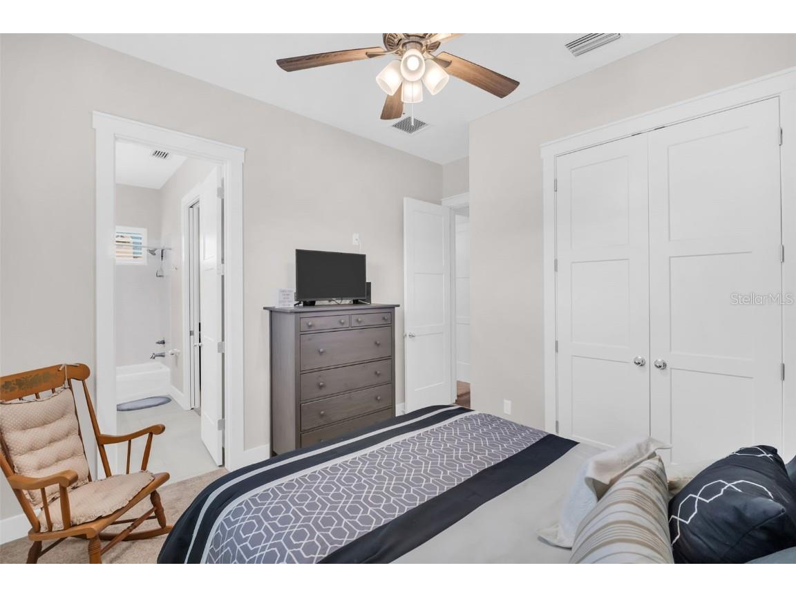 9840 W Bay Street Seminole FL 33776 TB8456969 image35