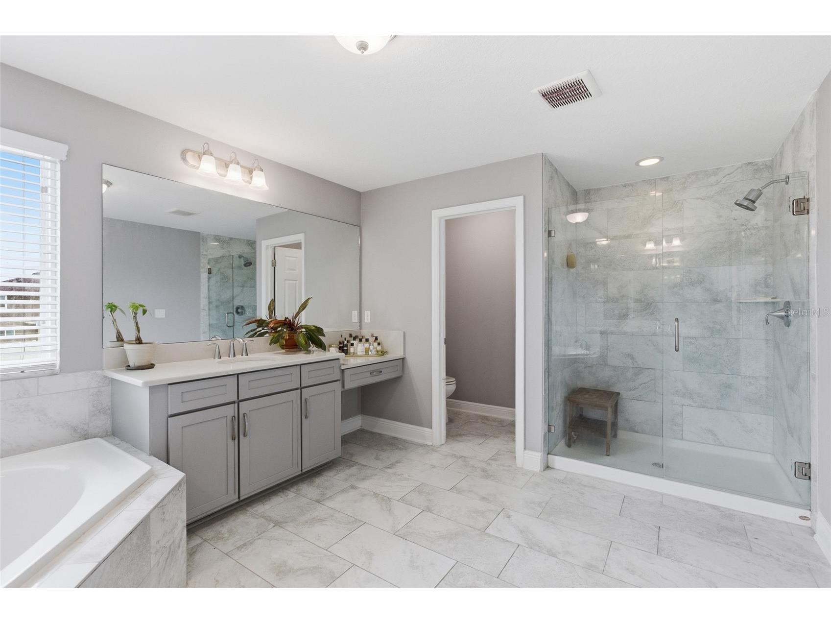 9844 Cabernet Avenue Seffner FL 33584 TB8512272 image29