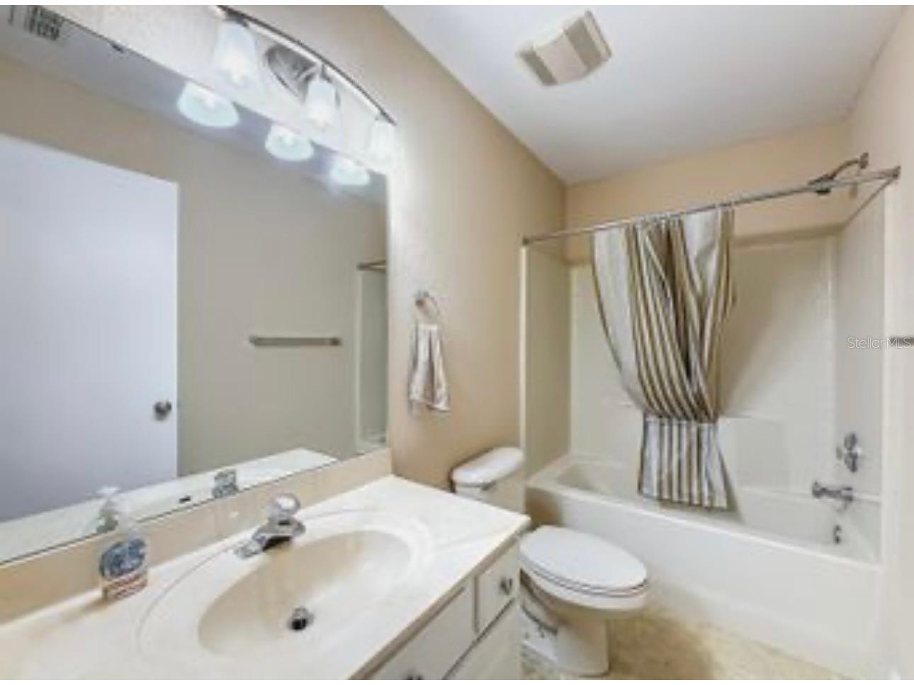 9845 SE 138th Loop Summerfield FL 34491 GC538263 image18