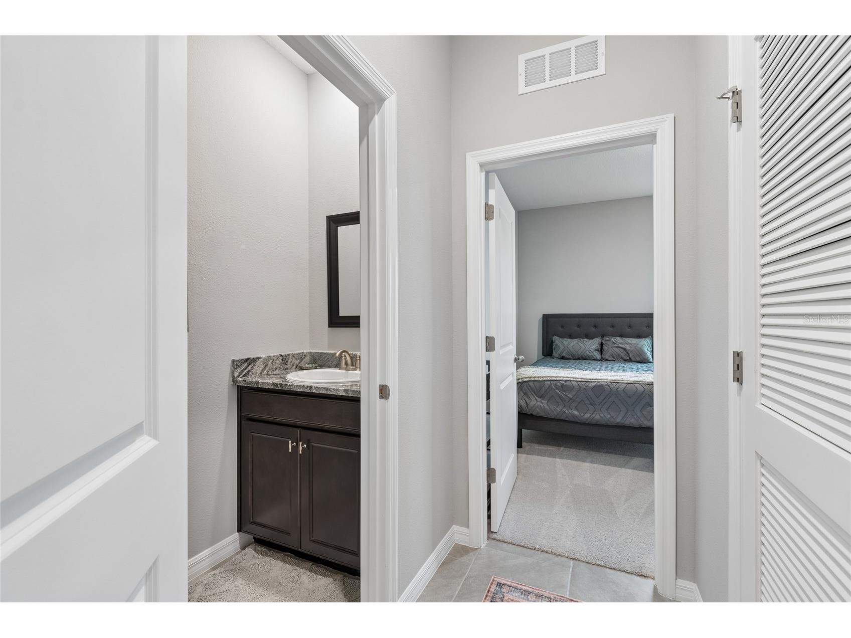 9845 Shoreline View Way Wesley Chapel FL 33545 TB8490468 image33