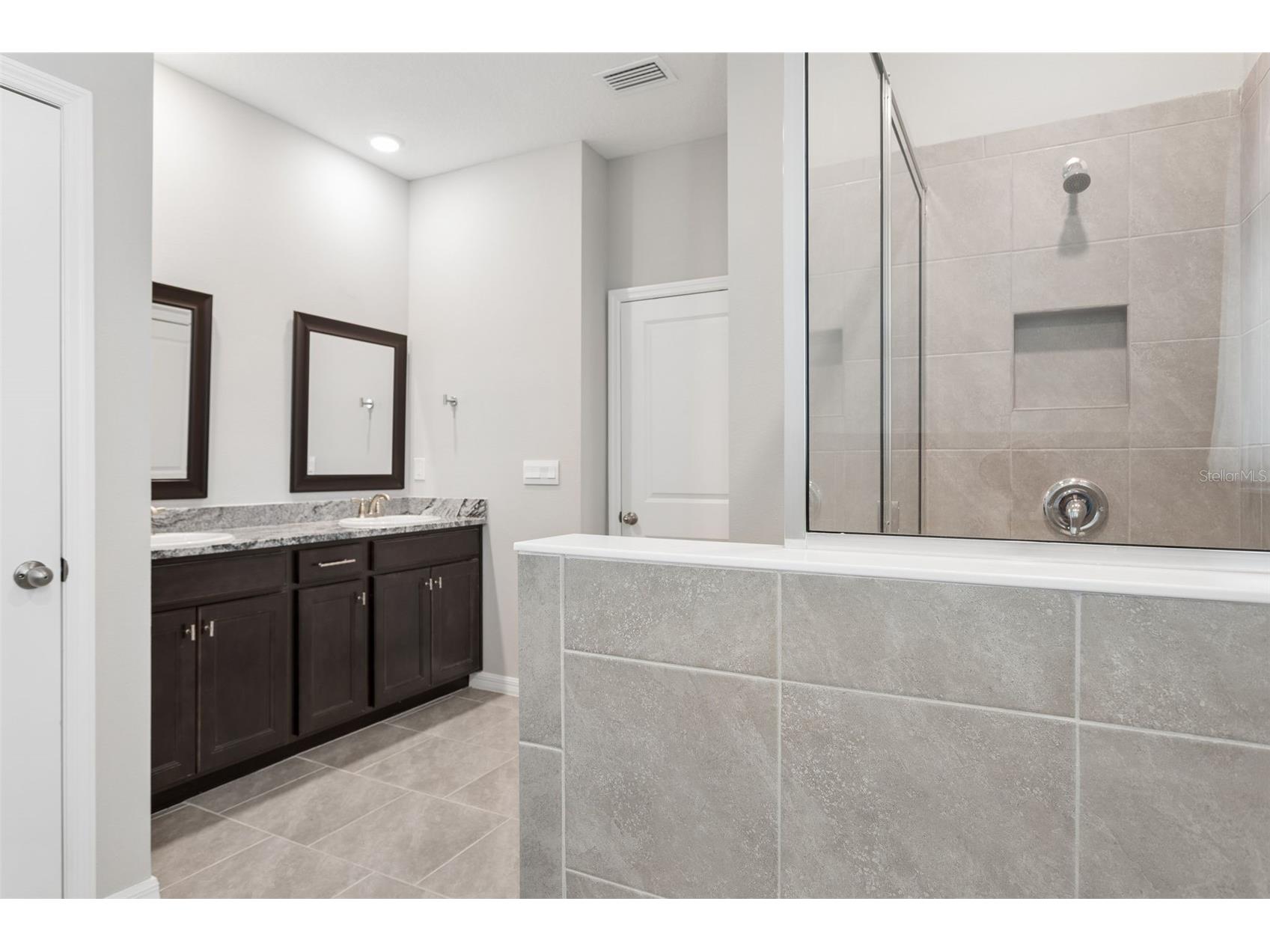 9845 Shoreline View Way Wesley Chapel FL 33545 TB8516959 image23
