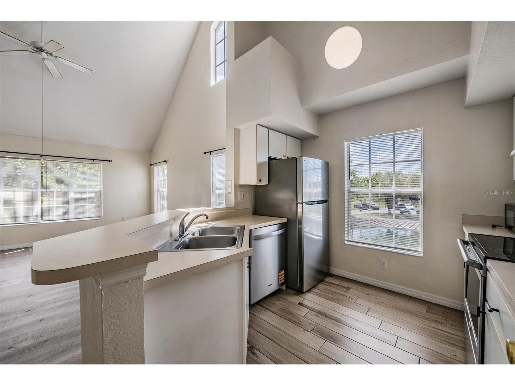 9846 Lake Chase Island Way Tampa FL 33626 TB8486048 image27