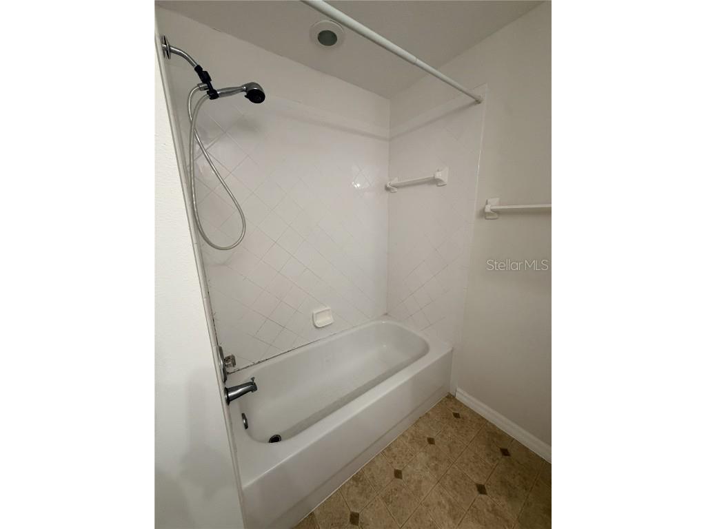 9846 Tivoli Villa Drive Orlando FL 32829 O6363048 image25