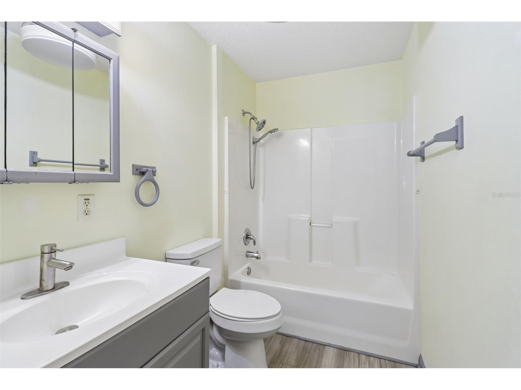 985 10th Avenue Deland FL 32724 G5112288 image22