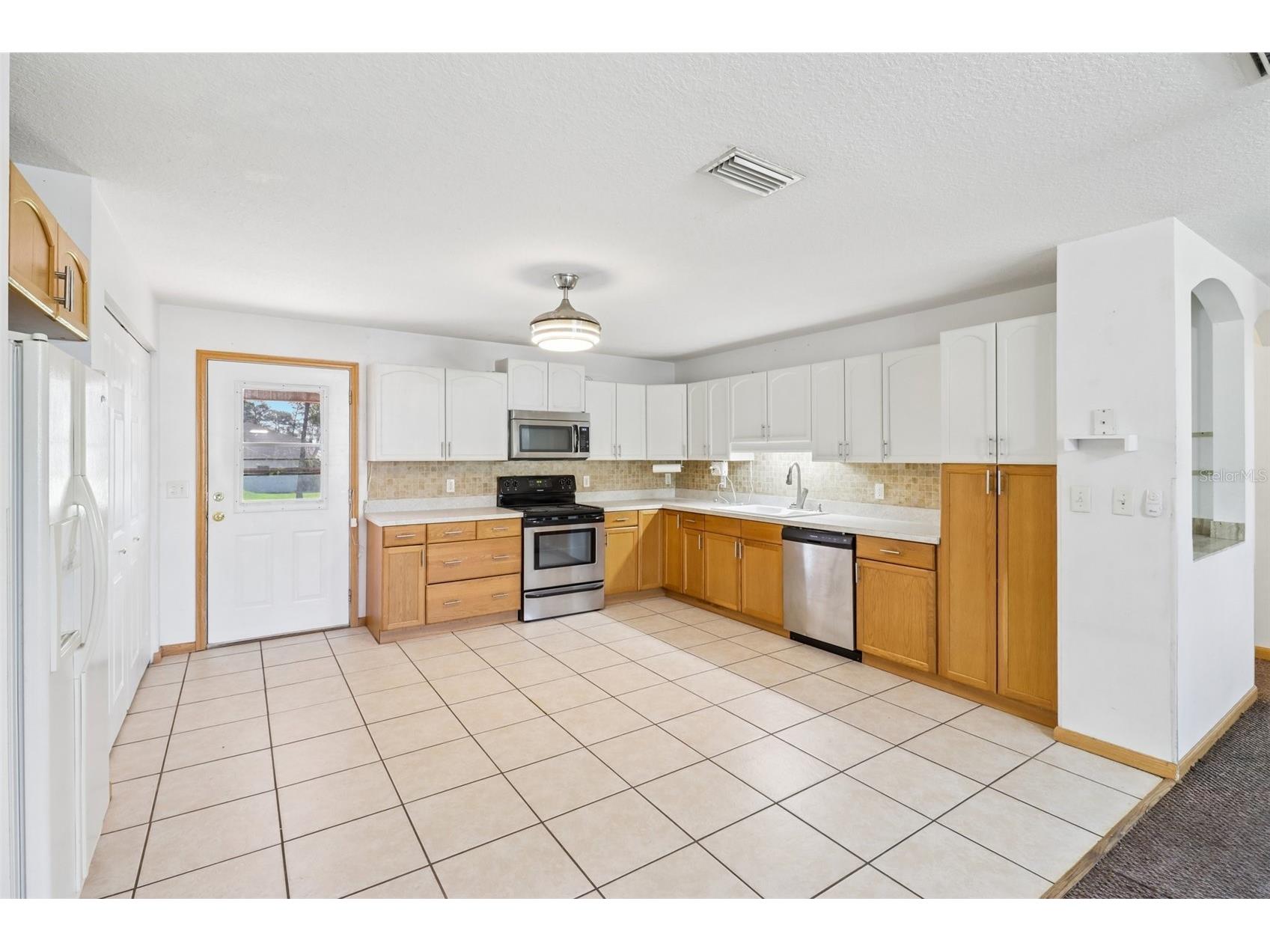 985 10th Avenue Deland FL 32724 G5112288 image8