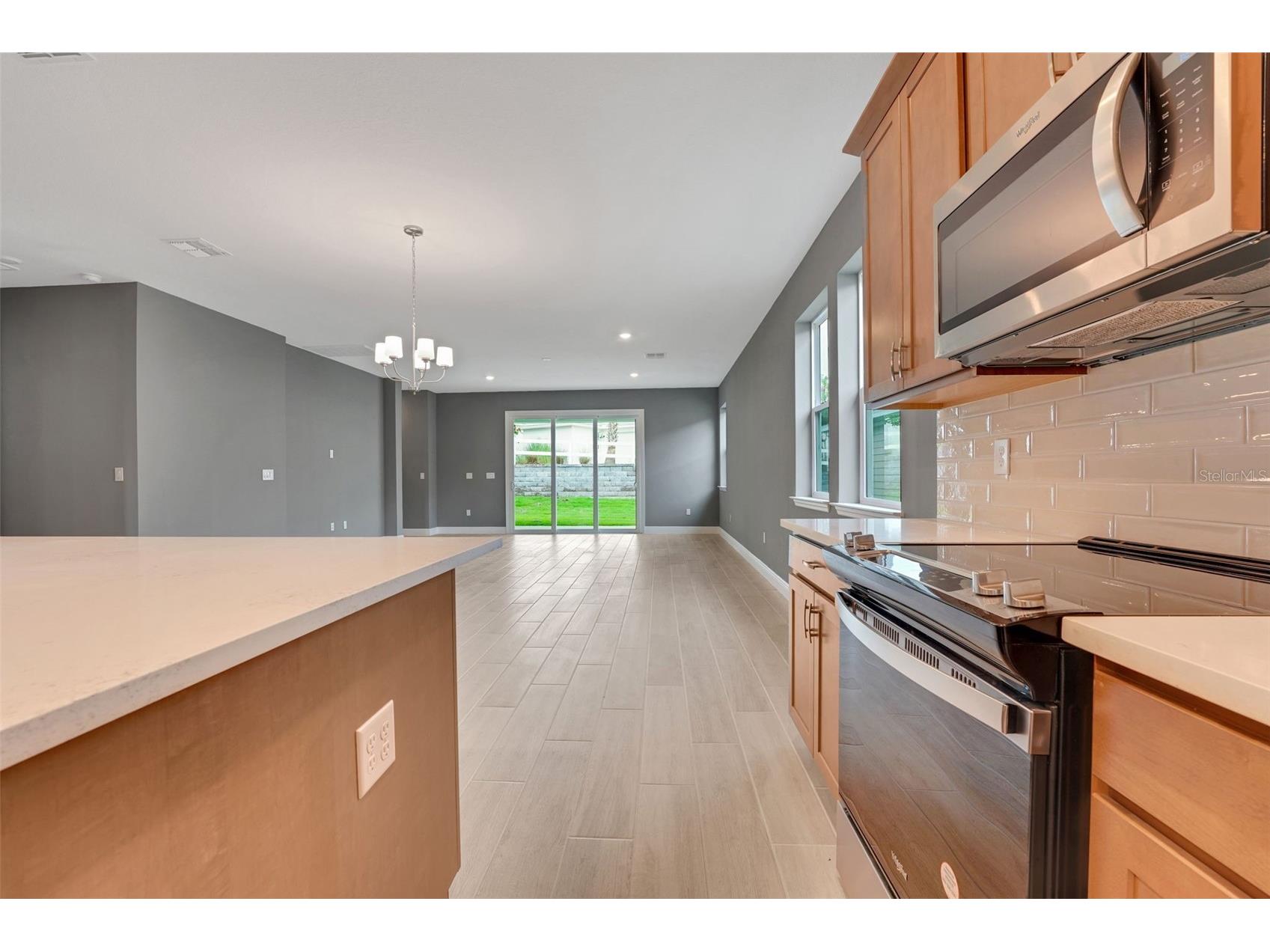 985 Fiesta Key Circle Lady Lake FL 32159 G5107231 image12