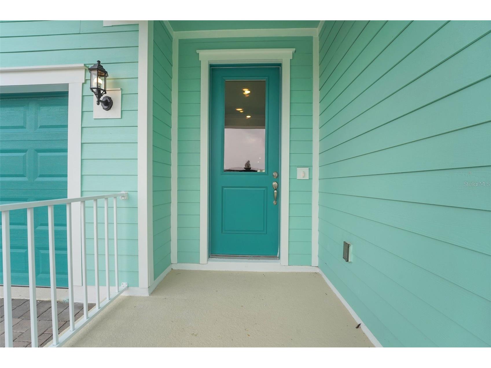 985 Fiesta Key Circle Lady Lake FL 32159 G5107231 image3