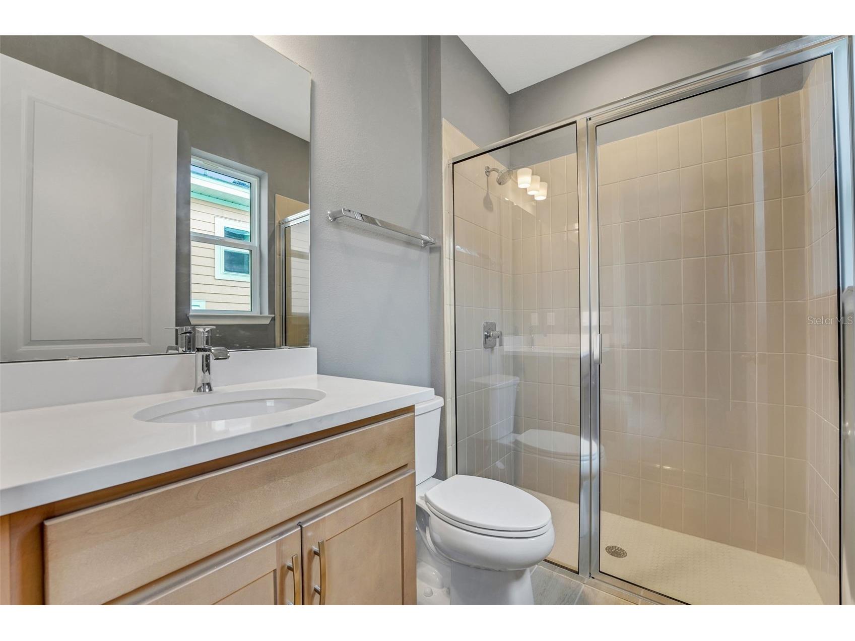 985 Fiesta Key Circle Lady Lake FL 32159 G5107231 image33