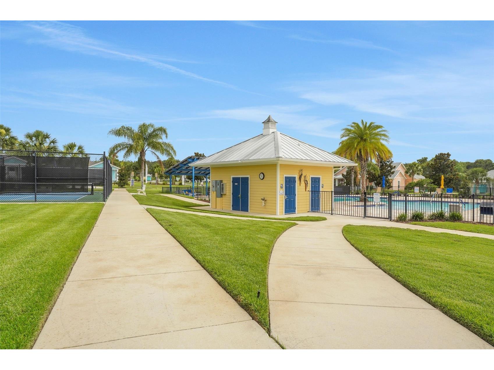 985 Fiesta Key Circle Lady Lake FL 32159 G5107231 image55