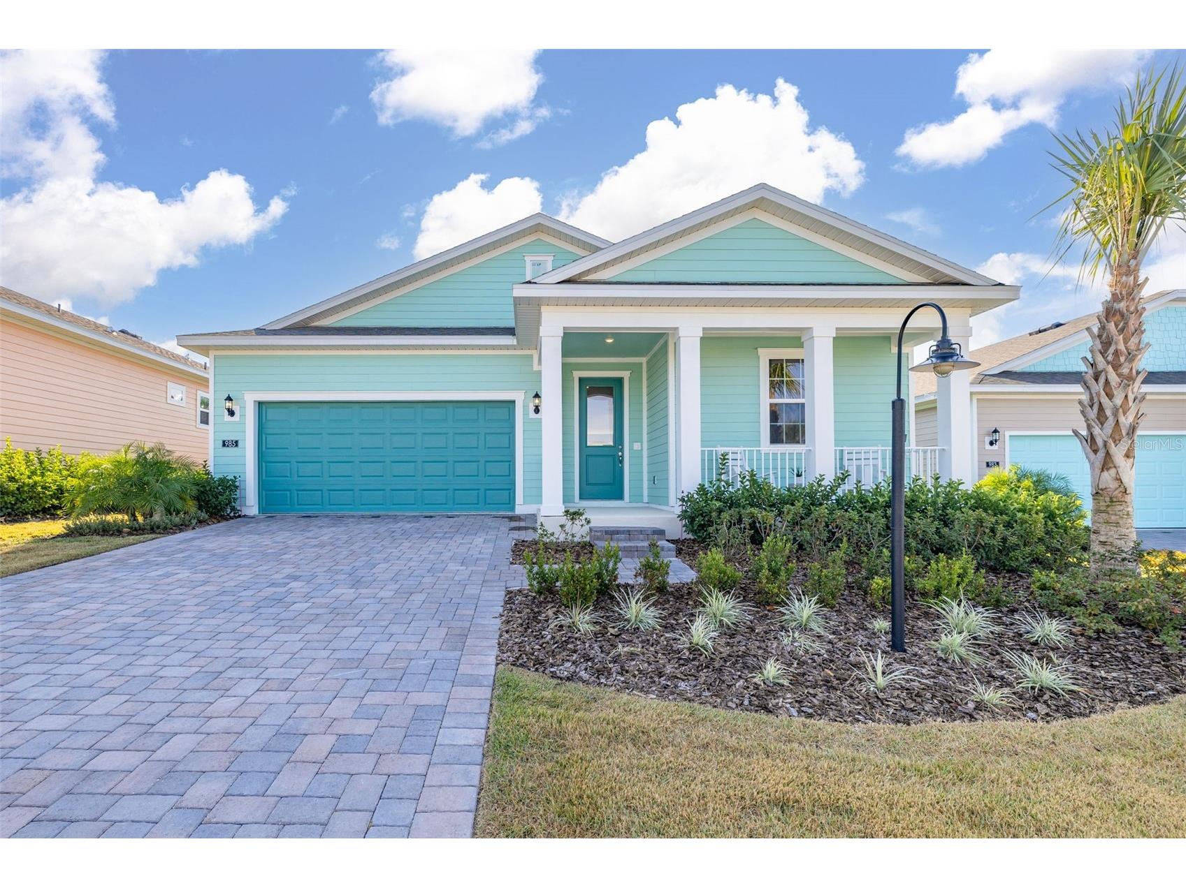 985 Fiesta Key Circle Lady Lake FL 32159 S5139227 image1