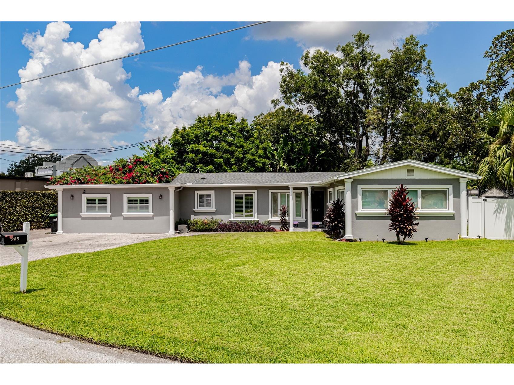 985 Las Flores Way Orlando FL 32804 - LITTLE LAKE FAIRVIEW O6336749 image1