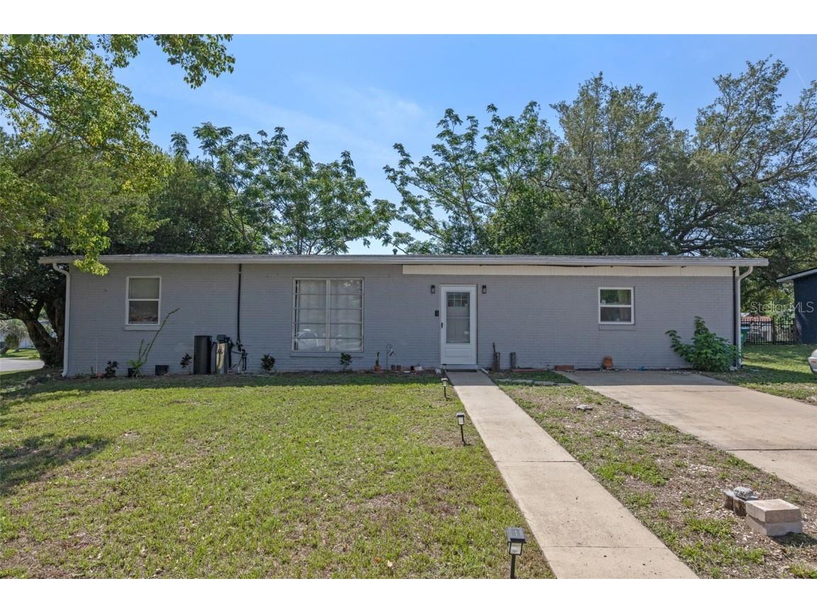 985 N Village Drive Deltona FL 32725 O6312811 image1