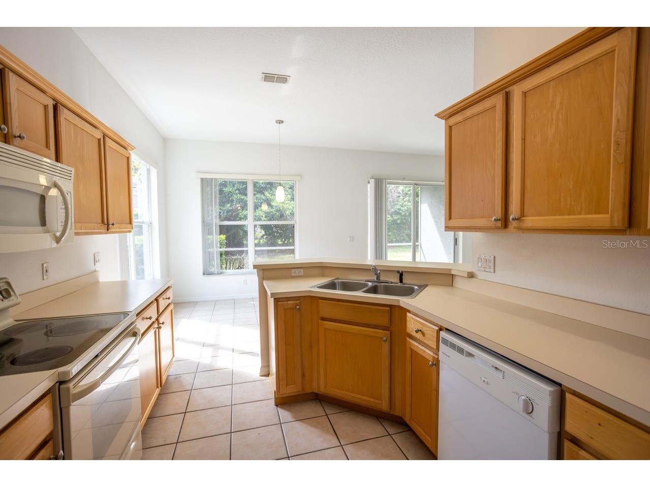 985 Ridgemount Place Lake Mary FL 32746 O6374738 image6