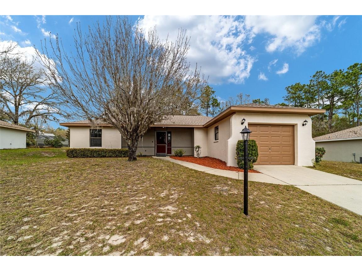 9852 SW 196th Avenue Road Dunnellon FL 34432 - RAINBOW RIVER G5077926 image1