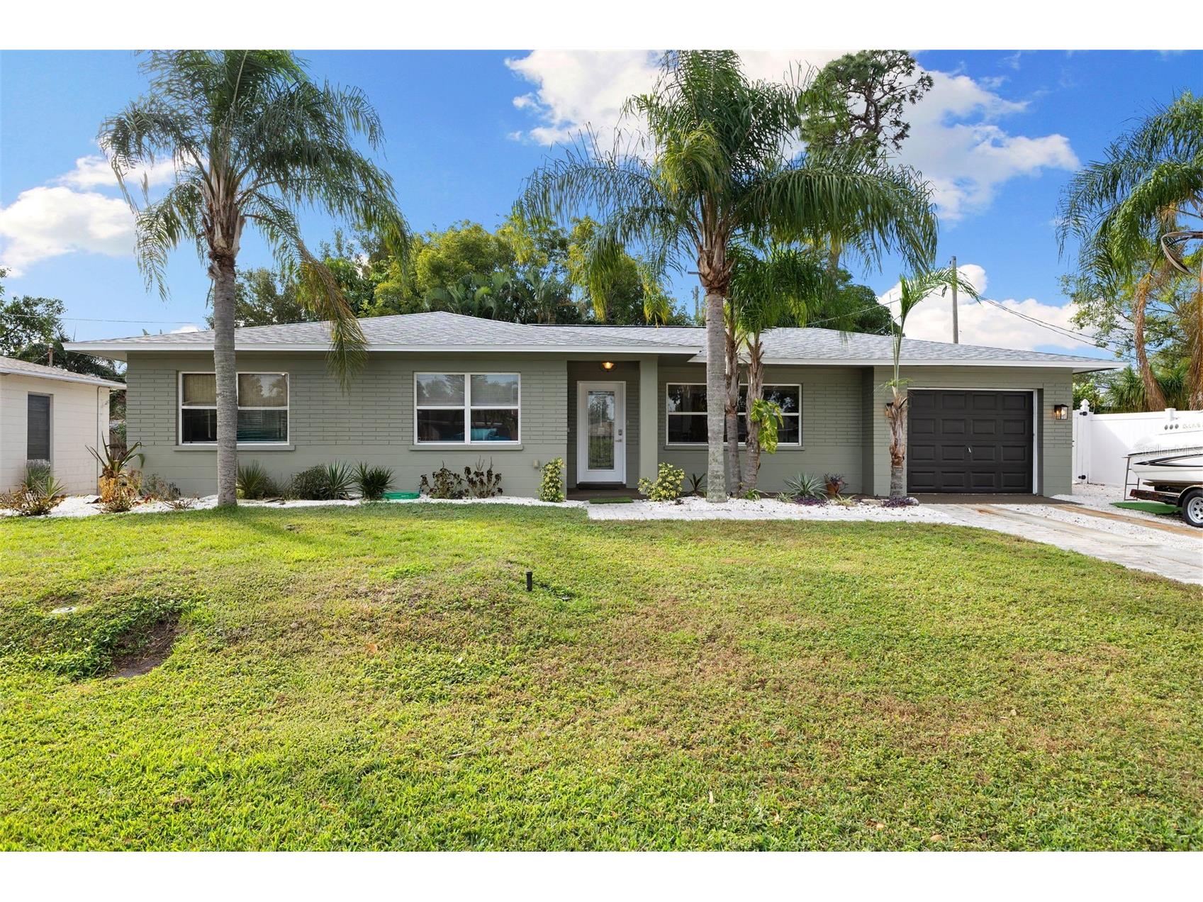 9854 51st Avenue N Saint Petersburg FL 33708 TB8451120 image1