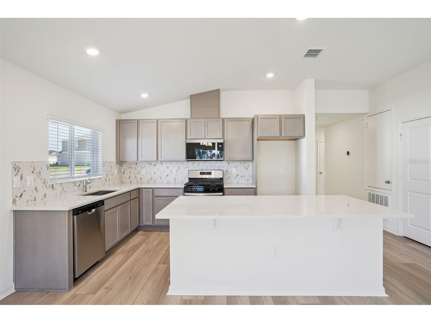 9855 Orion Loop Leesburg FL 34788 O6407831 image3