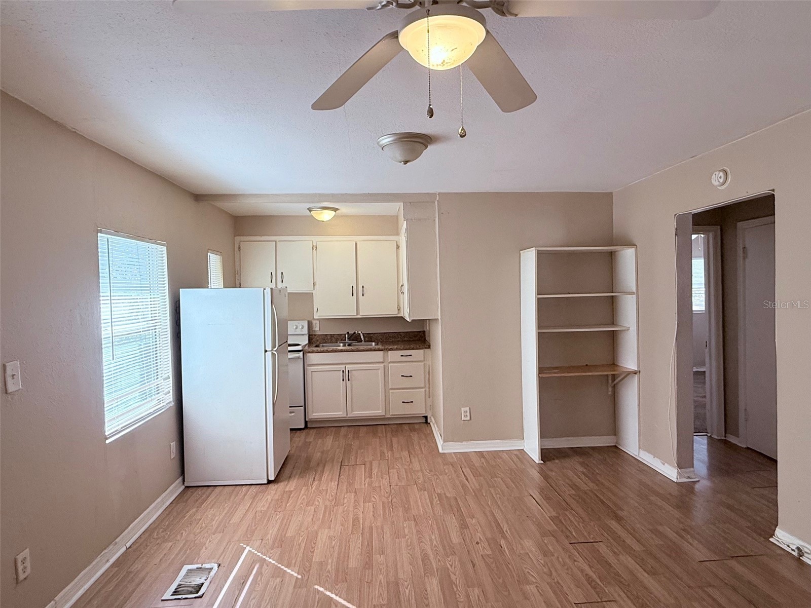 986 22nd Avenue S #3 Saint Petersburg FL 33705 TB8415615 image2