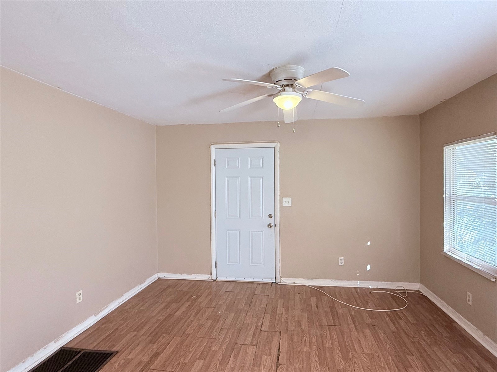 986 22nd Avenue S #3 Saint Petersburg FL 33705 TB8415615 image4