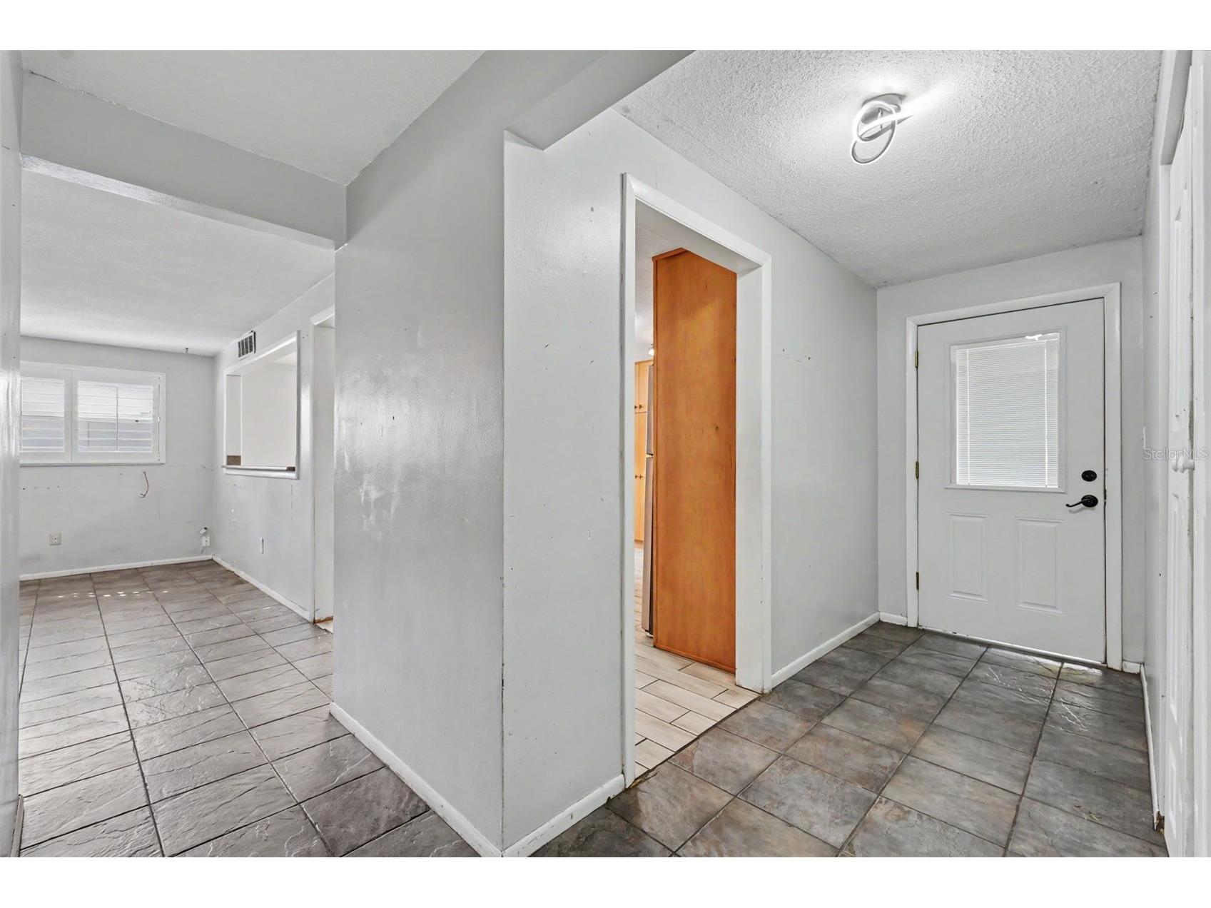 986 Lexington Drive Dunedin FL 34698 TB8516995 image3