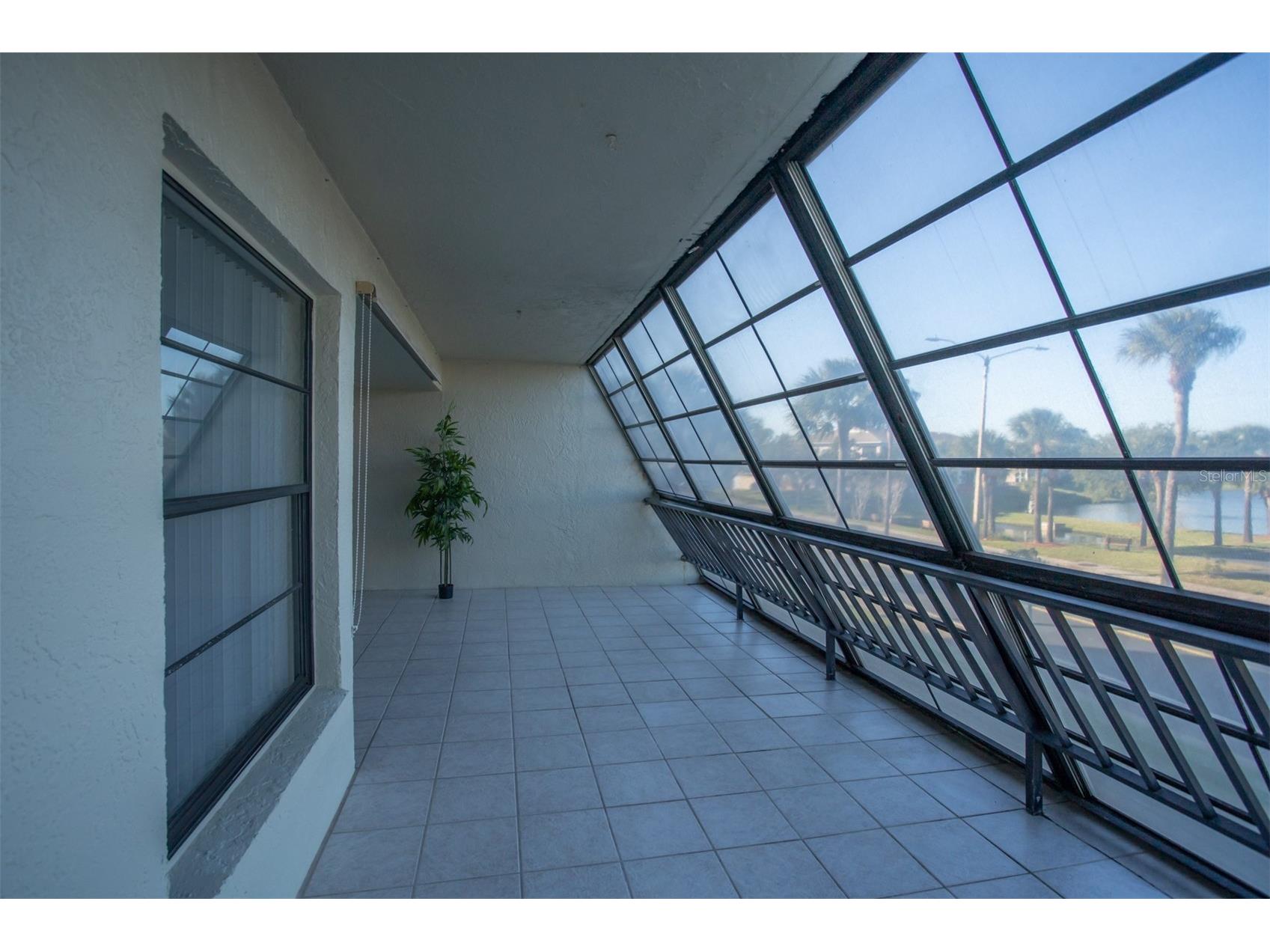 9860 62nd Terrace N #1014 Saint Petersburg FL 33708 TB8459048 image21