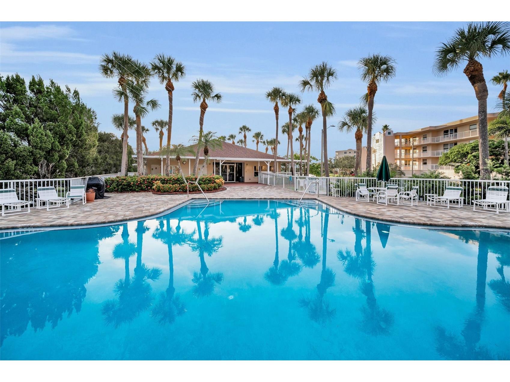 9860 62nd Terrace N #1025 Saint Petersburg FL 33708 TB8491615 image48