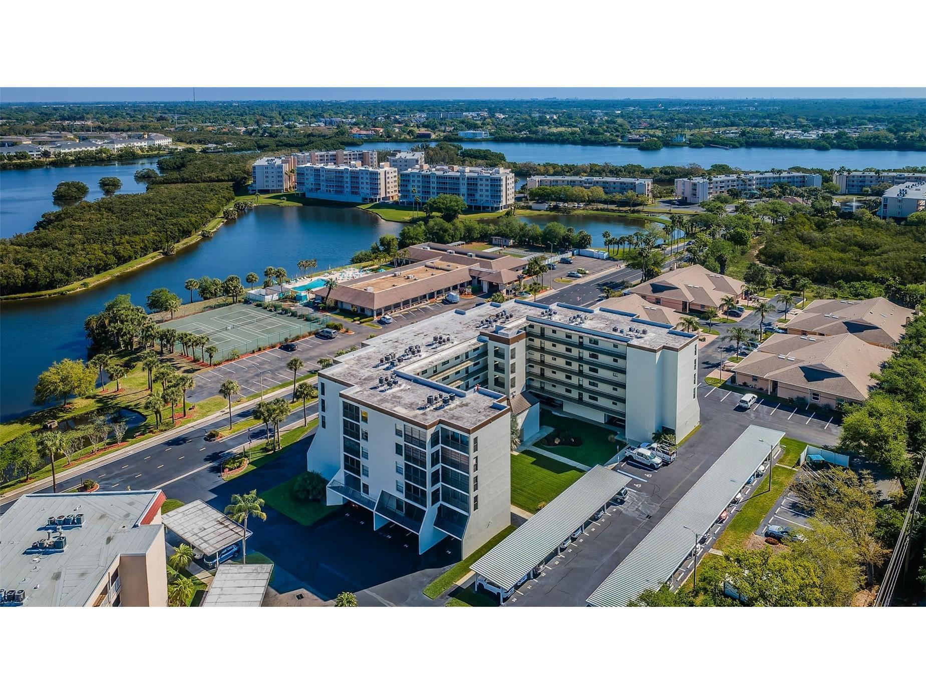 9860 62nd Terrace N #1025 Saint Petersburg FL 33708 TB8491615 image5