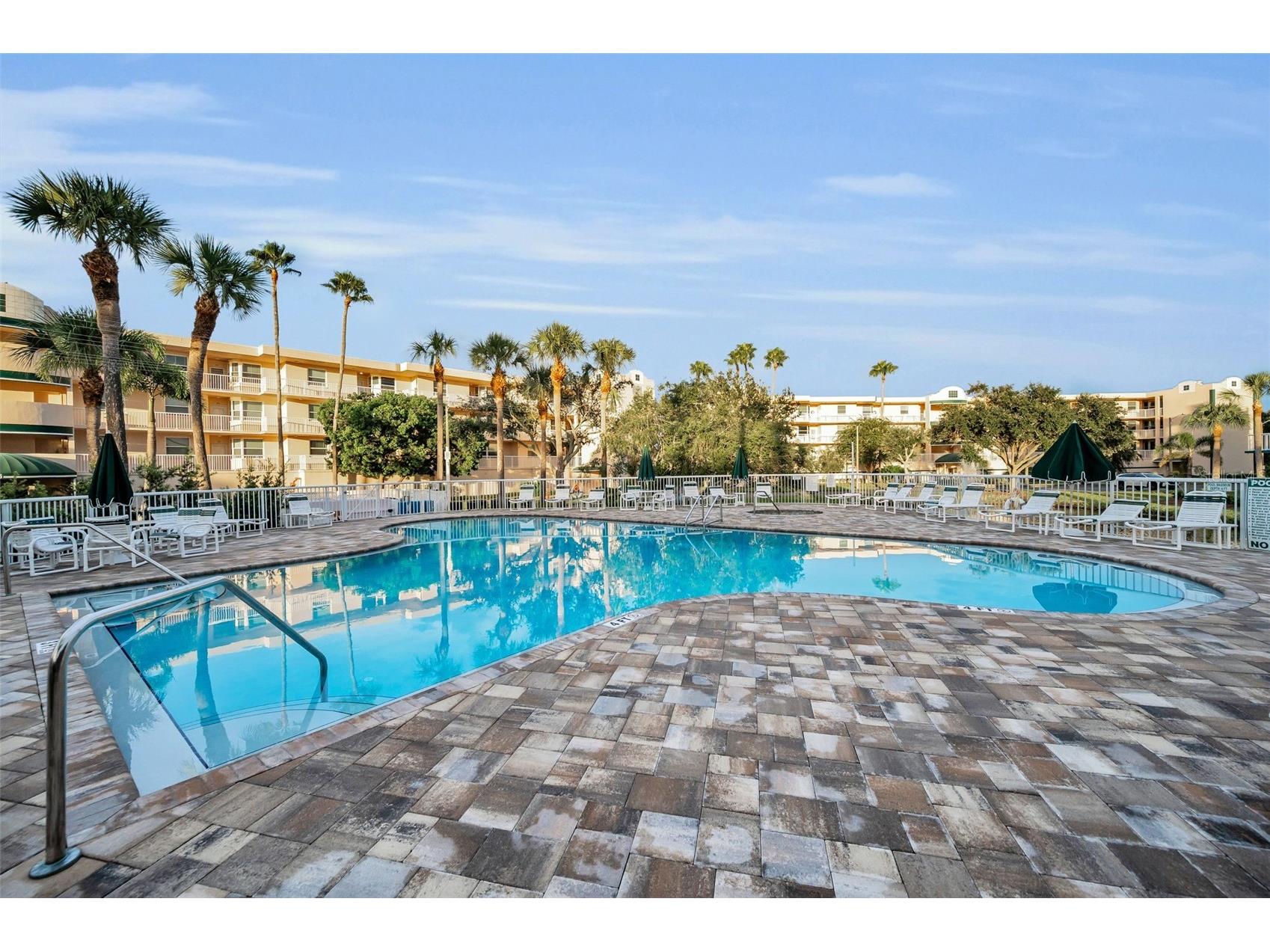 9860 62nd Terrace N #1025 Saint Petersburg FL 33708 TB8491615 image52